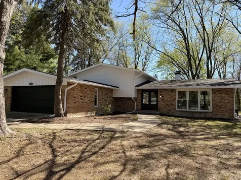 28W555 Leverenz Road Naperville IL 60564