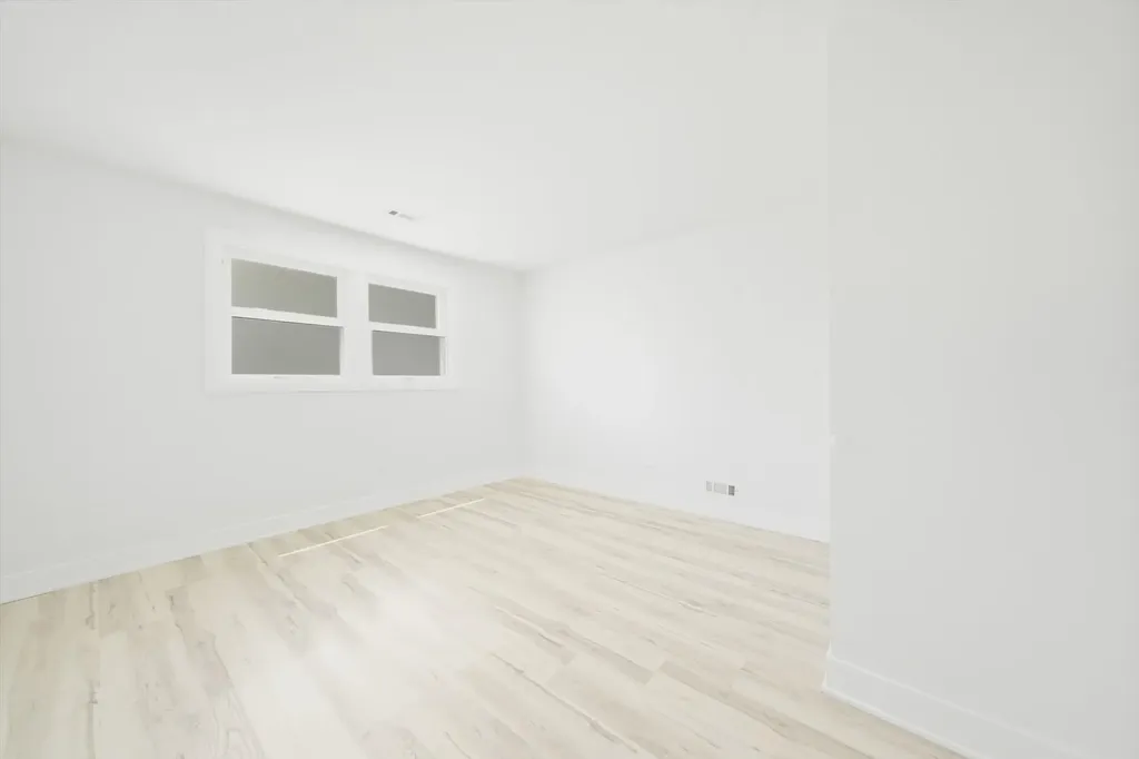 1034 West 87th Street Chicago IL 60620