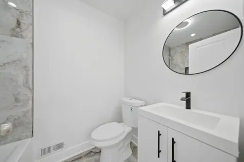 1034 West 87th Street Chicago IL 60620