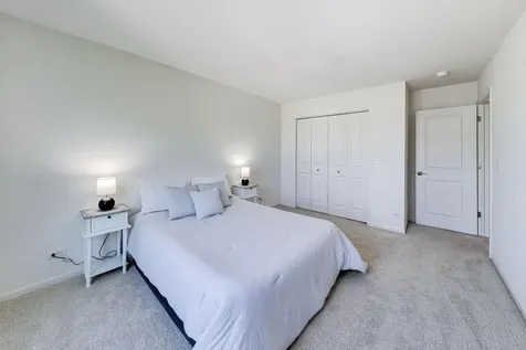 29 East Moseley Road Palatine IL 60074