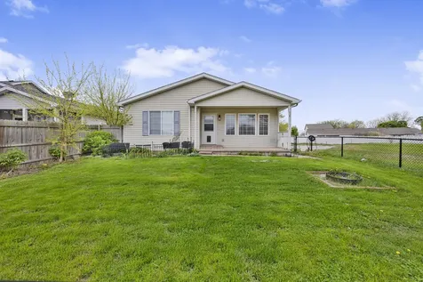 426 Bramble Street Manteno IL 60950