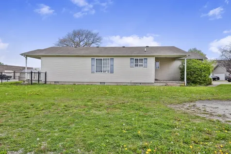 426 Bramble Street Manteno IL 60950