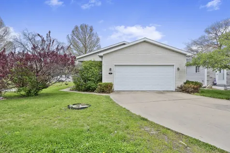 426 Bramble Street Manteno IL 60950