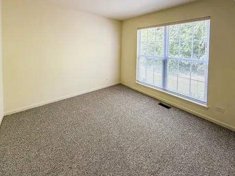 17080 West Cunningham Court Libertyville IL 60048
