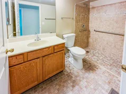 17080 West Cunningham Court Libertyville IL 60048
