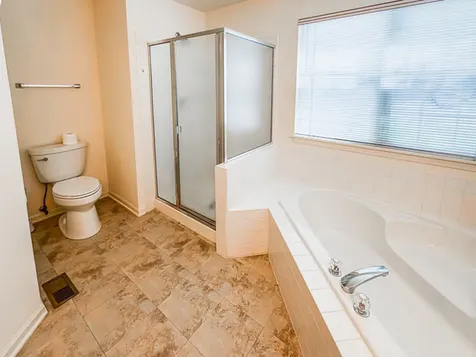 17080 West Cunningham Court Libertyville IL 60048