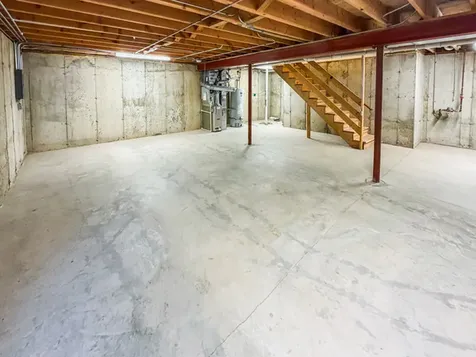 17080 West Cunningham Court Libertyville IL 60048