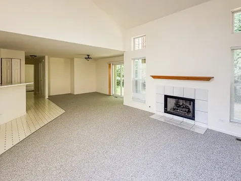 17080 West Cunningham Court Libertyville IL 60048