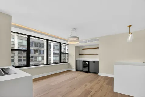 5801 North Sheridan Road Chicago IL 60660
