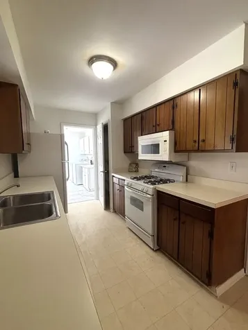 22 Guilford Road Montgomery IL 60538