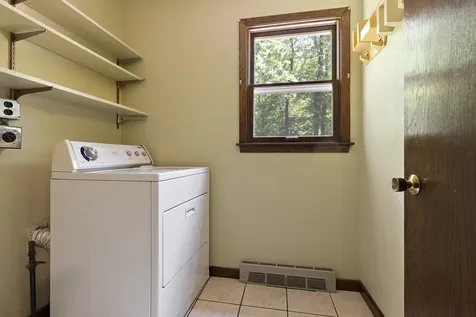822 Lakewood Rockford IL 61102