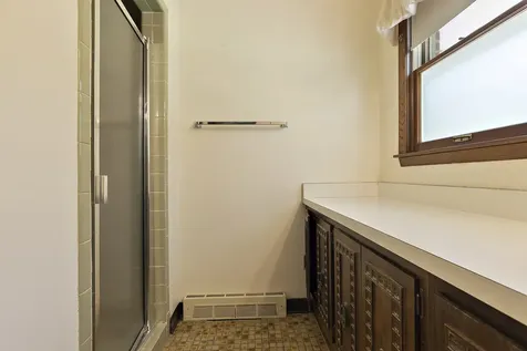 822 Lakewood Rockford IL 61102