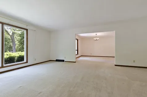 822 Lakewood Rockford IL 61102