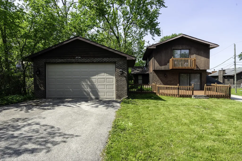 23314 West Liberty Avenue Lake Villa IL 60046