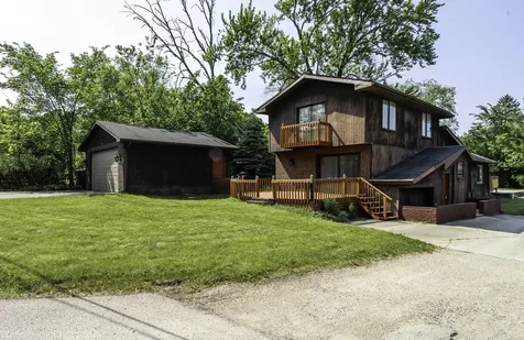 23314 West Liberty Avenue Lake Villa IL 60046