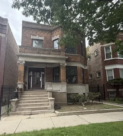 6125 South Champlain Avenue Chicago IL 60637