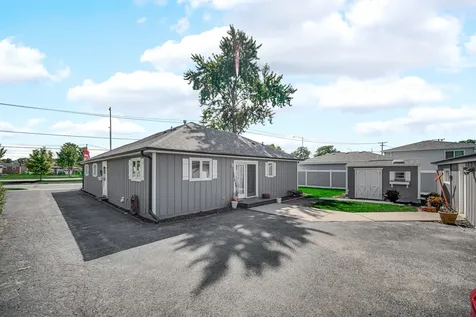 2606 West Walter Zimny Drive Posen IL 60469