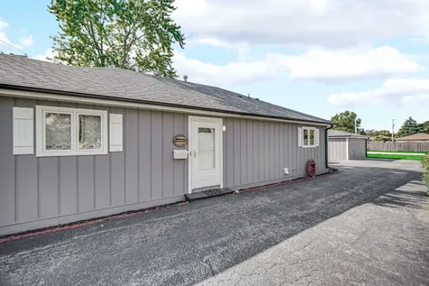 2606 West Walter Zimny Drive Posen IL 60469