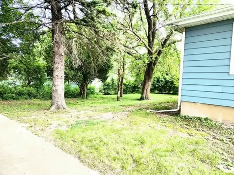 2416 Ashland Avenue Rockford IL 61101