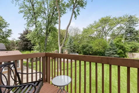 606 Country Club Drive Itasca IL 60143
