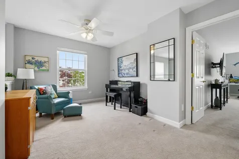 671 Central Avenue Deerfield IL 60015