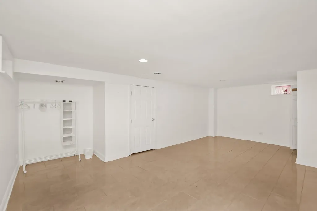 5115 Jarlath Avenue Skokie IL 60077