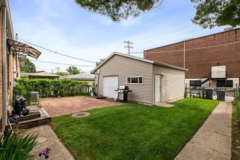 5115 Jarlath Avenue Skokie IL 60077