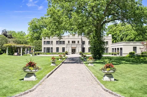 919 Hill Road Winnetka IL 60093