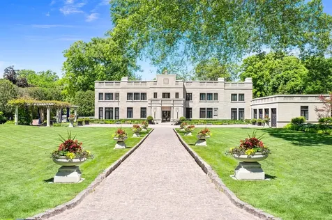919 Hill Road Winnetka IL 60093