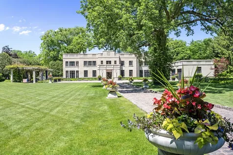 919 Hill Road Winnetka IL 60093