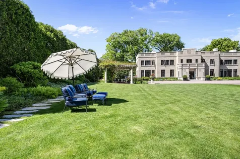 919 Hill Road Winnetka IL 60093