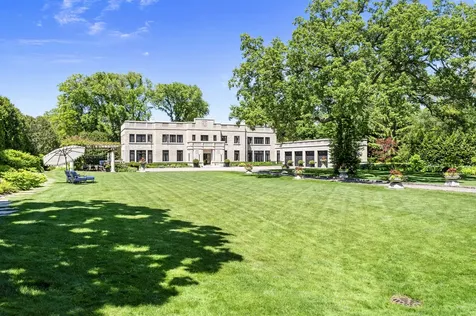 919 Hill Road Winnetka IL 60093