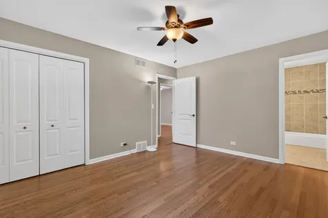 908 South Arlington Heights Road Arlington Heights IL 60005