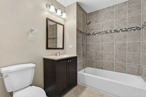908 South Arlington Heights Road Arlington Heights IL 60005