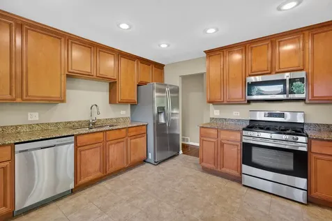 908 South Arlington Heights Road Arlington Heights IL 60005