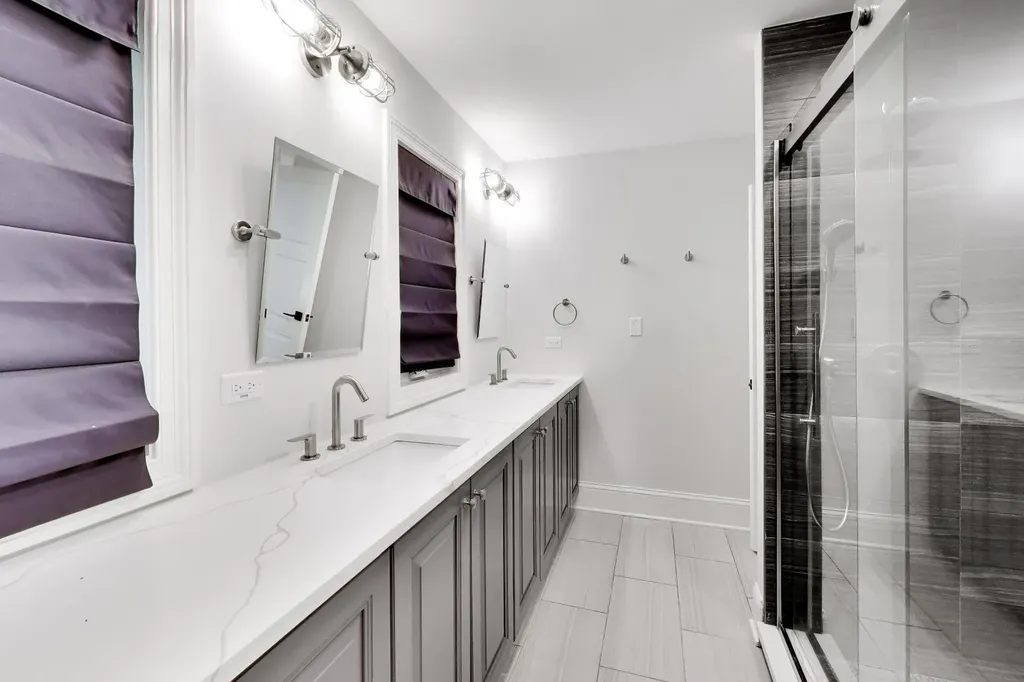 35 Windsor Drive Oak Brook IL 60523