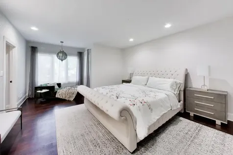 35 Windsor Drive Oak Brook IL 60523