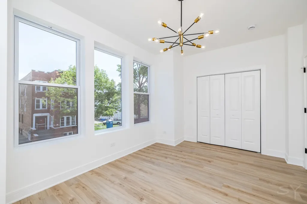 544 North Lawndale Avenue Chicago IL 60624