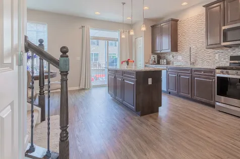 1609 Deer Pointe Drive South Elgin IL 60177