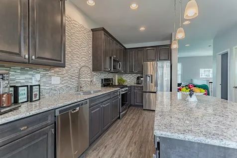 1609 Deer Pointe Drive South Elgin IL 60177