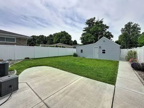 1841 32ND Street Moline IL 61265