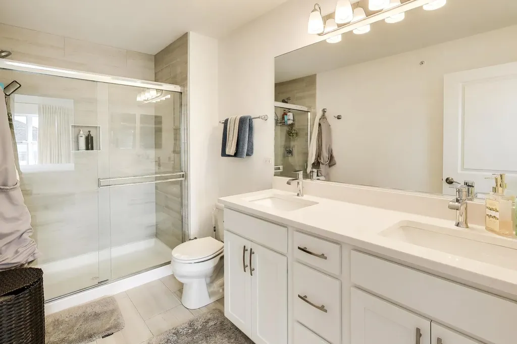 3S400 Wheeler Circle Warrenville IL 60563