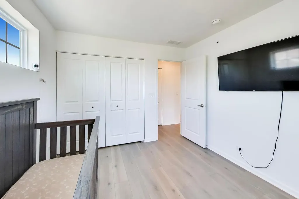 3S400 Wheeler Circle Warrenville IL 60563
