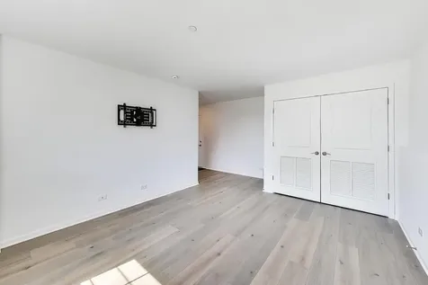 3S400 Wheeler Circle Warrenville IL 60563