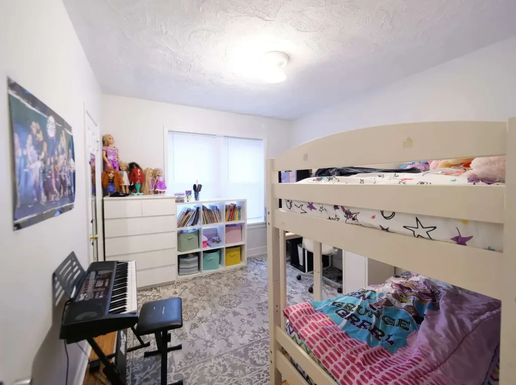 5620 North Western Avenue Chicago IL 60659