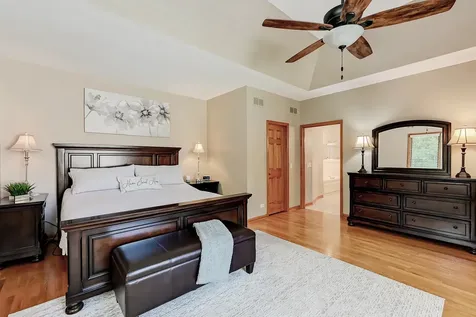 10735 Christopher Drive Lemont IL 60439
