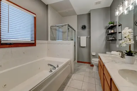 10735 Christopher Drive Lemont IL 60439