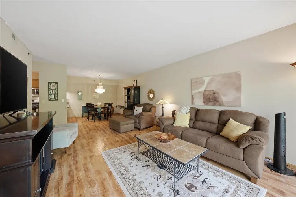 7841 West 157th Street Orland Park IL 60462