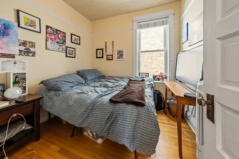 3614 North Hoyne Avenue Chicago IL 60618