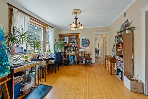 3614 North Hoyne Avenue Chicago IL 60618